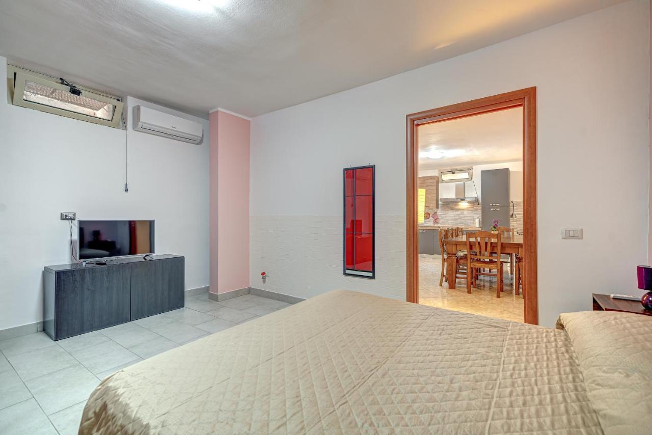 Appartamento Mileva House Civitavecchia Luaran gambar