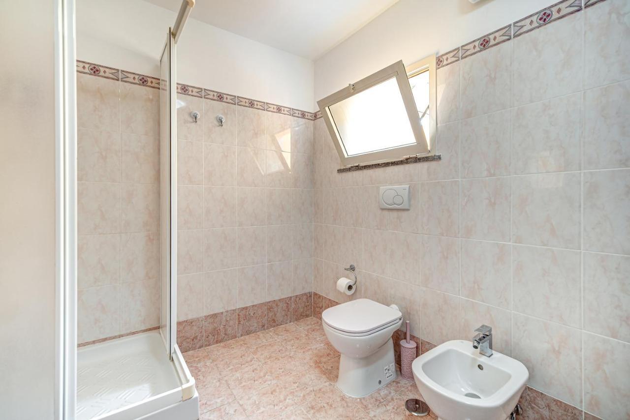 Appartamento Mileva House Civitavecchia Luaran gambar
